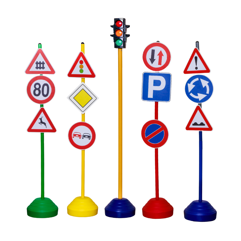 Road education kit b, warning signs and traffic light with functioning lights