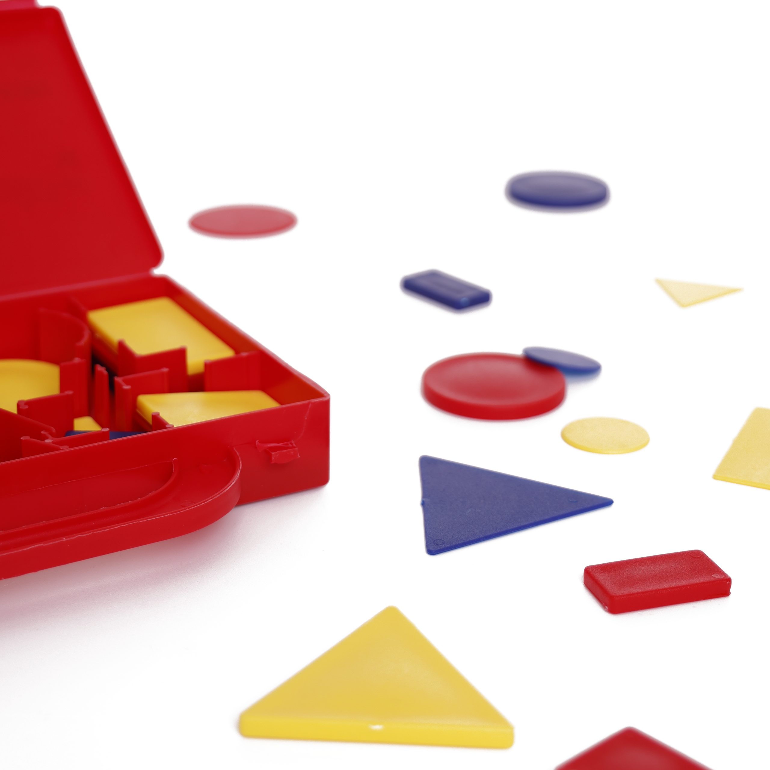 Teaching kit with cuisenaire rods, multibase abacus, logical figures, and educational manual. - Image 2