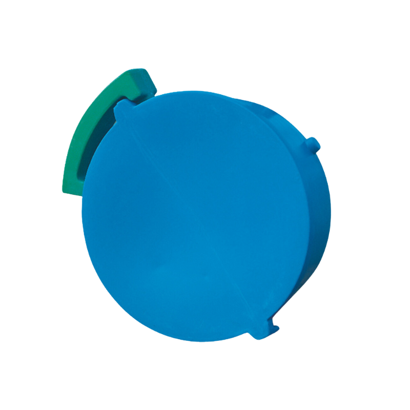 Closure cap for side cube hole